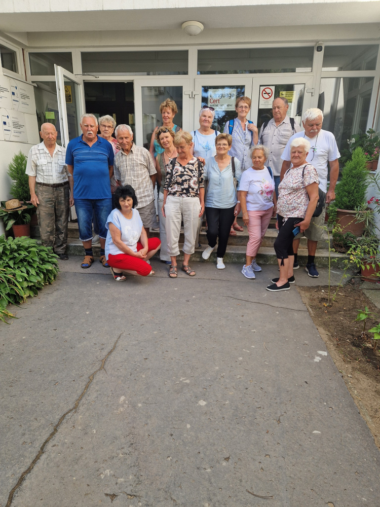 2025-06-28 Pomázi Kertbarát Kör tagjai jöttek hozzánk vendégségbe